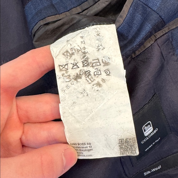 Hugo Boss mens 36R blue check plaid wool silk blend slim fit 2-button suit EUC - Picture 8 of 9